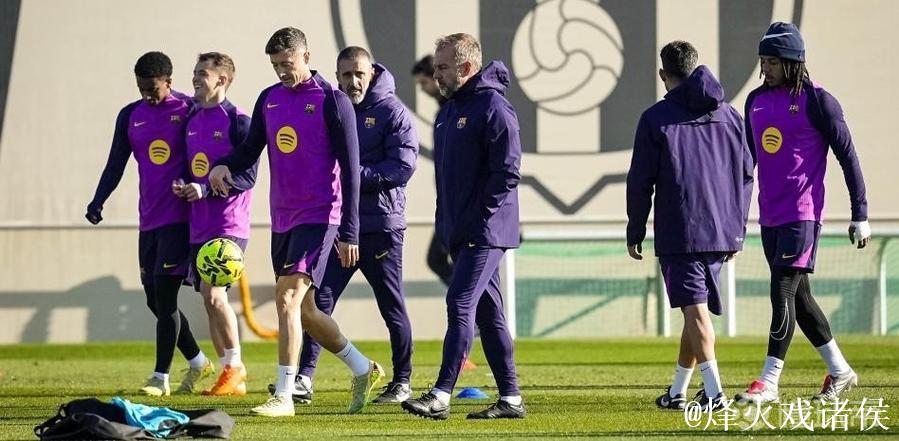 世体:弗里克给全队放假一天,为周末的联赛恢复 世体:弗里克给全队放假一天,为周末的联赛恢复