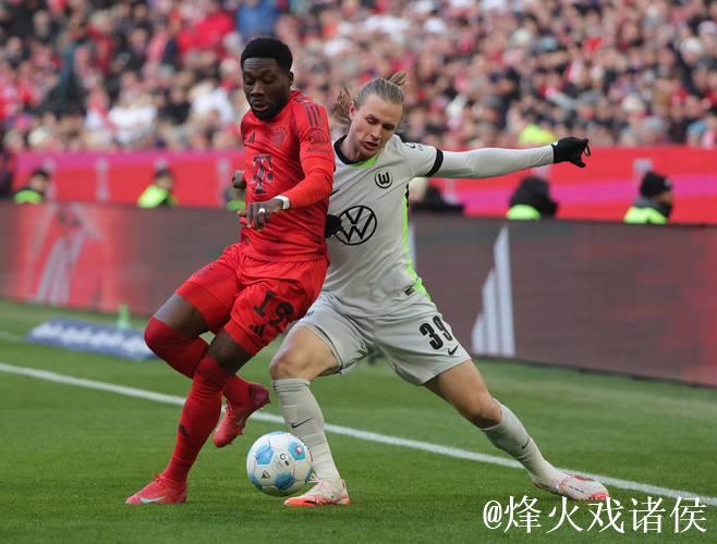 德甲-莱万穆勒建功屈桑斯惊艳世界波 拜仁4-0大胜沃尔夫斯堡